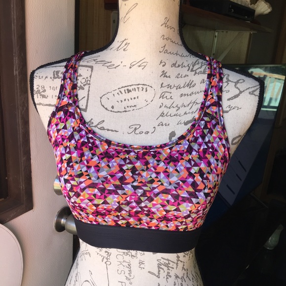 Women’s Victoria secret sport sports bra - Picture 9 of 16